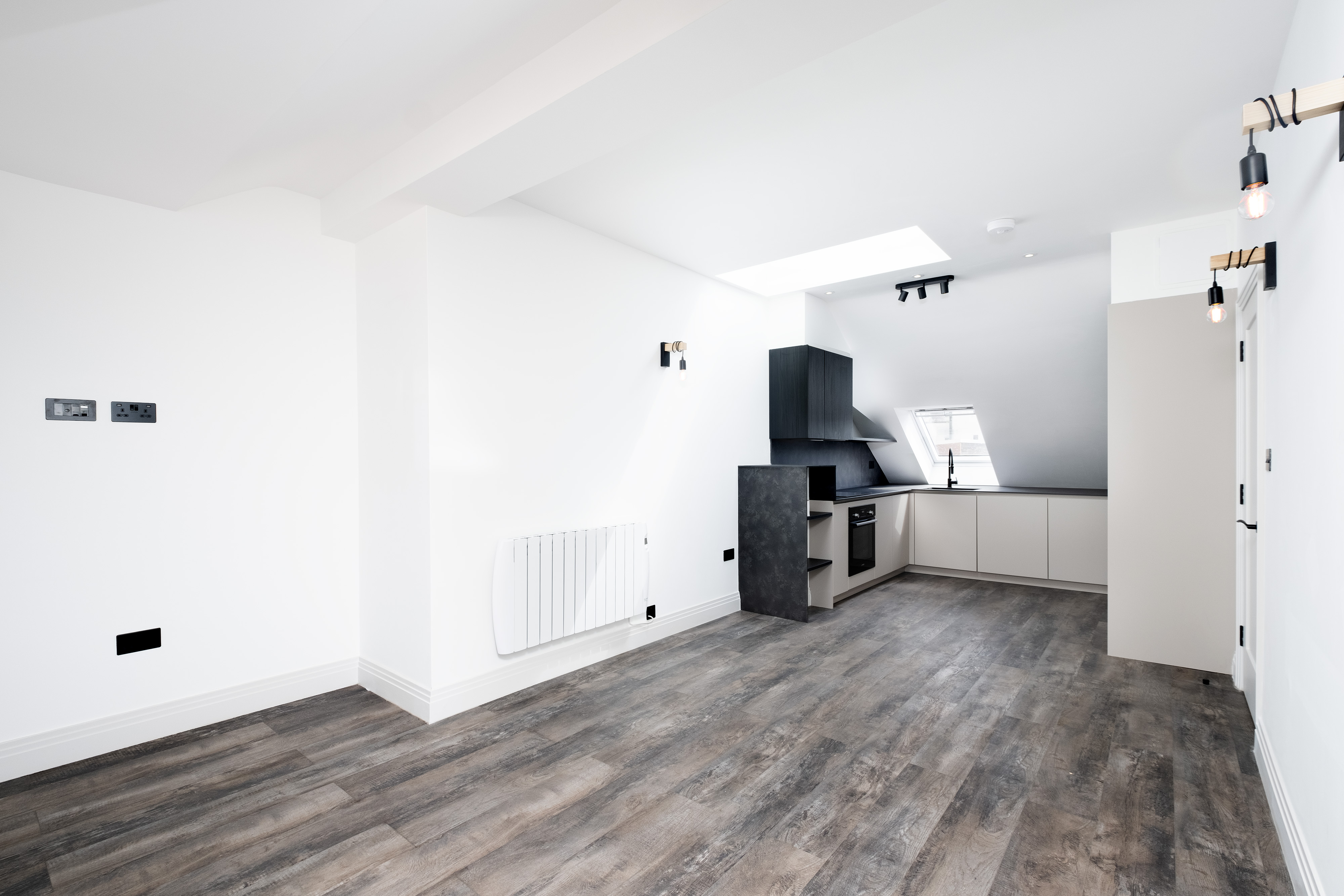 Loft conversions project photo 4 by Hozea Construction in North London