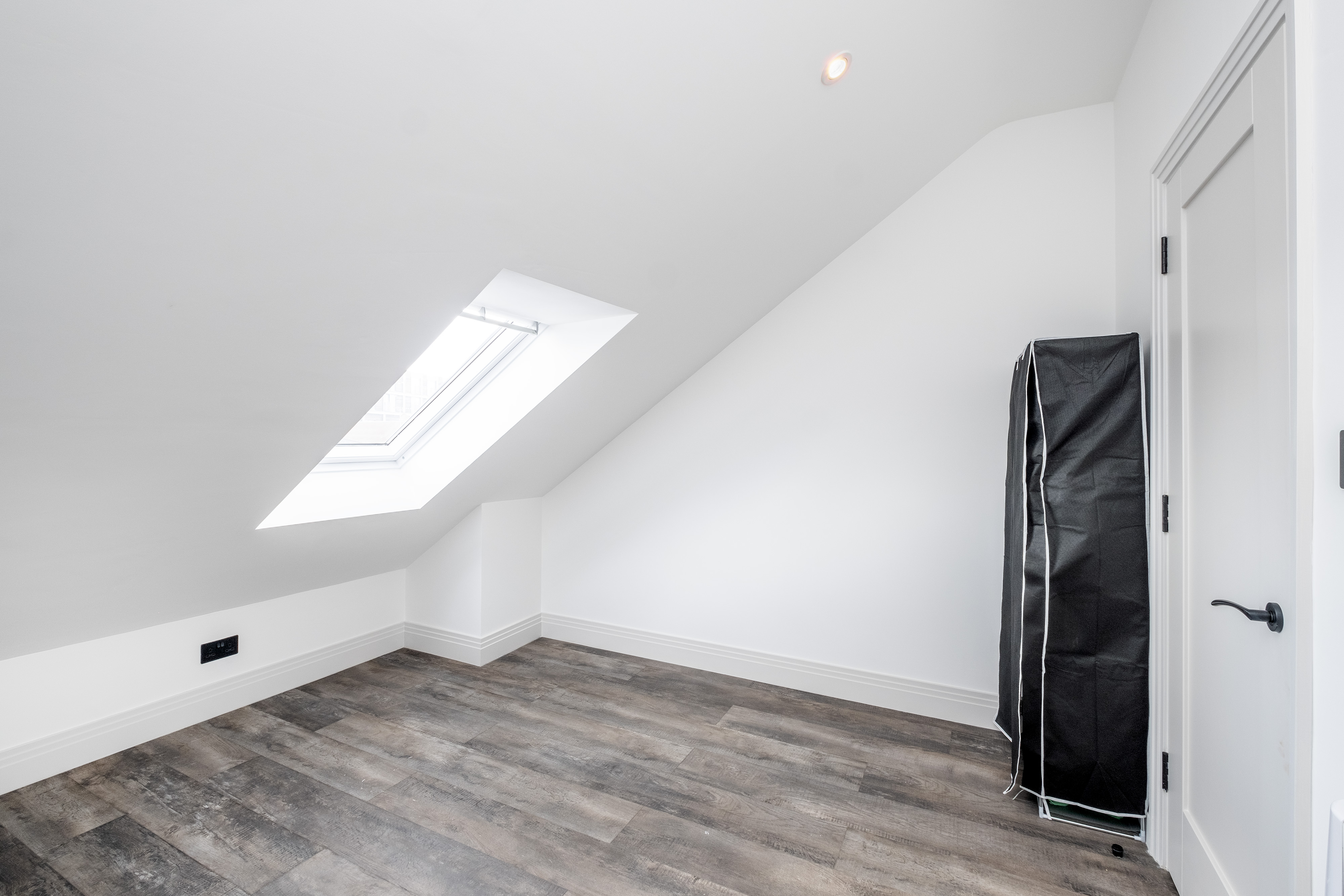 Loft conversions project photo 8 by Hozea Construction in North London