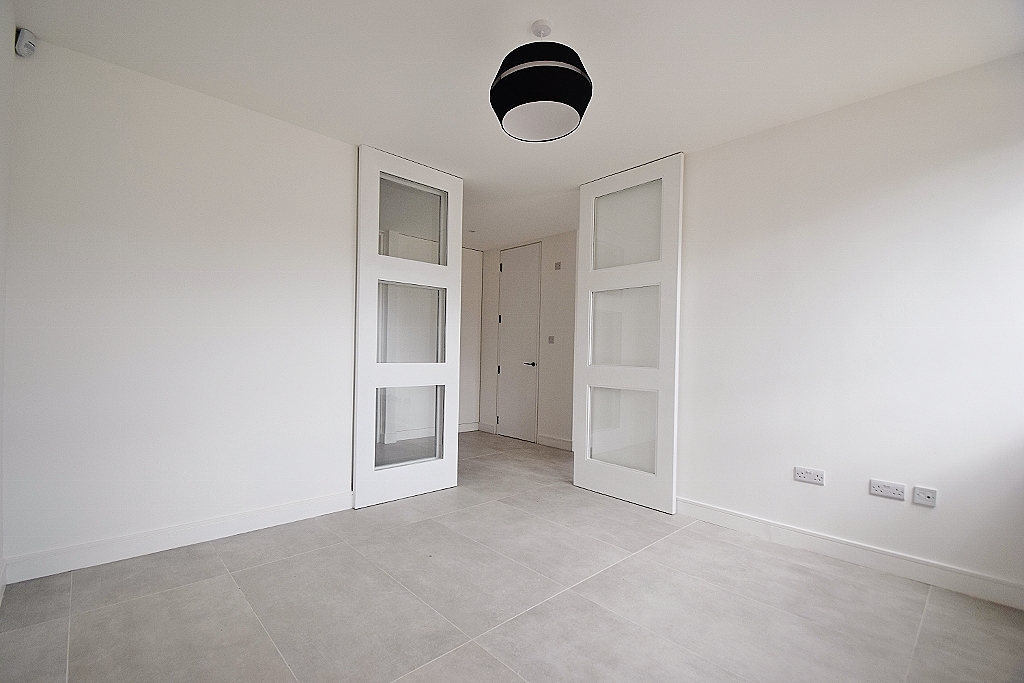 Renovations project photo 3 by Hozea Construction in North London